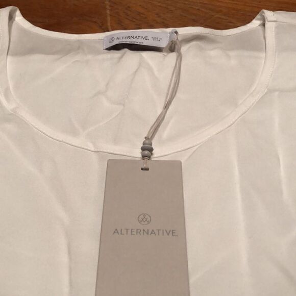 Alternative top scoop neck upgraded rayon tee Size L - Picture 6 of 9